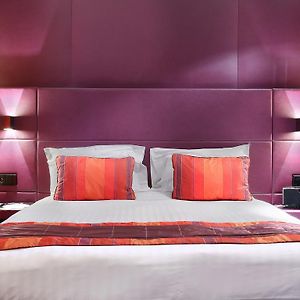 Kamer met een King Size Bed